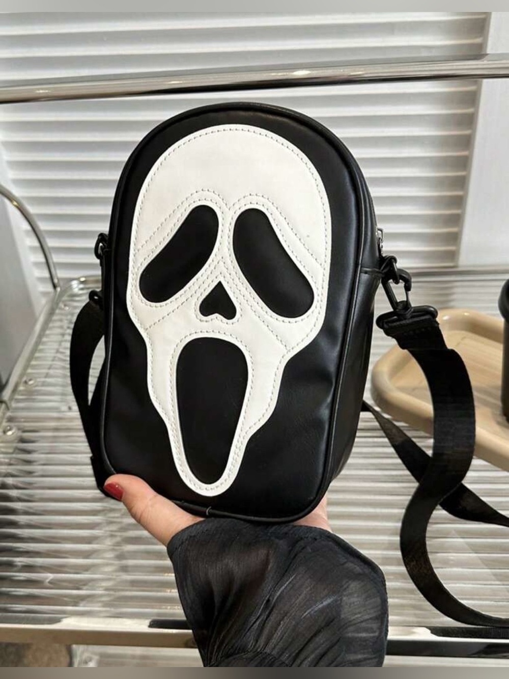 👻 NEW 👻 Black & White GhostFace Crossbody Bag 👻